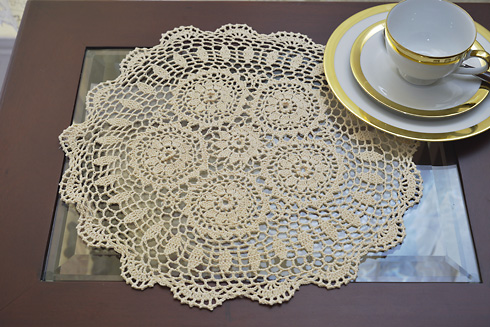 Round Crochet Placemat 16" round. wheat color. 2 pieces pack - Click Image to Close